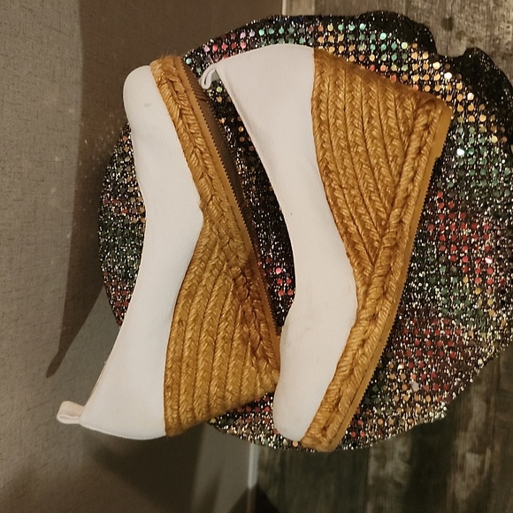 Viscata Barcelona white and tan Espadrille Wedges Size 39(9) EUC - Picture 3 of 11